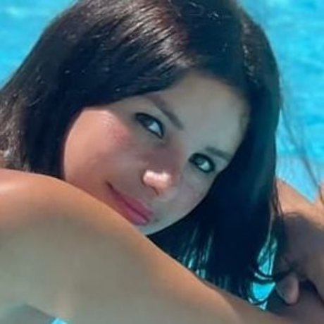 Foto di nudo di fuga di OnlyFans di Laura Ghon