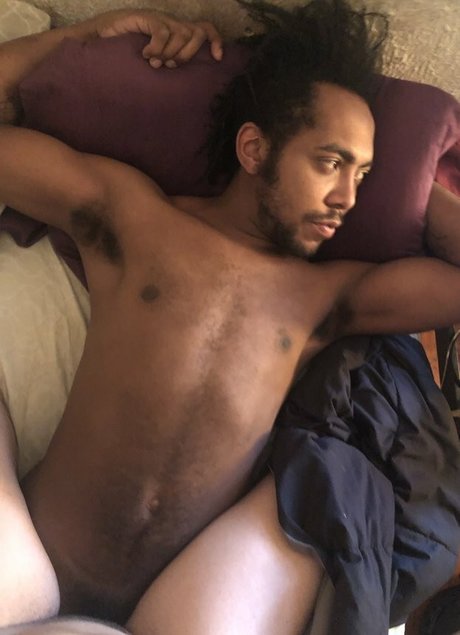 Nahá fotka uniklých OnlyFans od Smolbird94