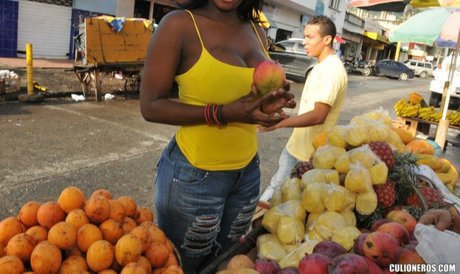 Karina Colombiana