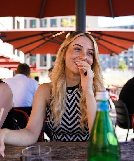 Naken läckt OnlyFans-bild av Veylaneey