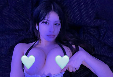 Nahá fotka uniklých OnlyFans od Asukassy