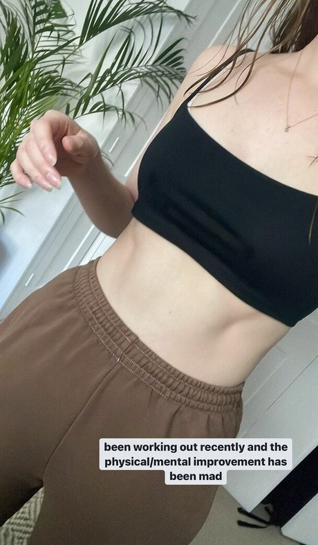 Naakte gelekte OnlyFans-foto van Seen Ellbats