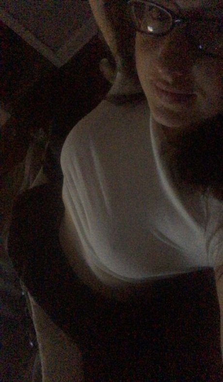 Savannah Roses OnlyFans 유출 누드 사진