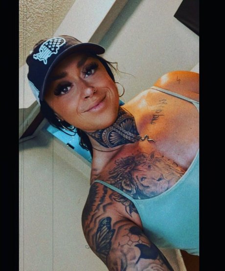 Nacktes geleaktes OnlyFans-Foto von Janelle Zielinksi