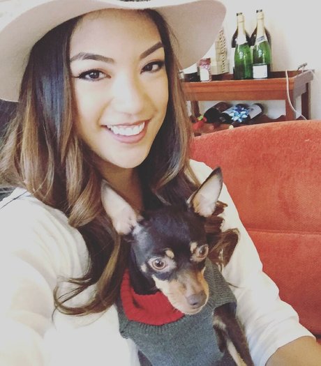 Janelle Ha