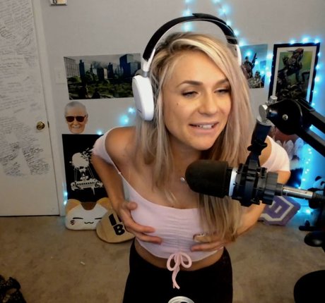 Nahá fotka uniklých OnlyFans od Legendarylea