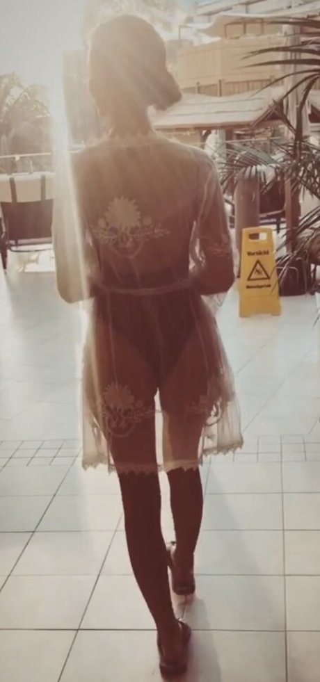 Photo nue de fuite OnlyFans de Julia Hofer