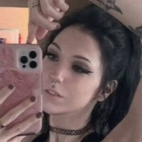 Photo nue de fuite OnlyFans de Babymorte