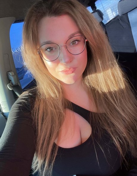 Foto desnuda filtrada de OnlyFans de Carmen Curvy