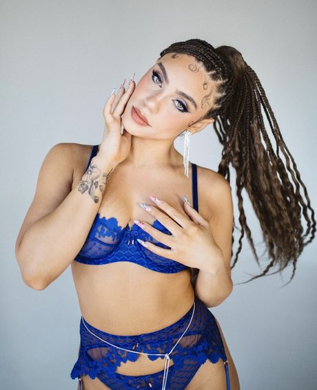 Makayla London