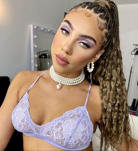 Makayla London
