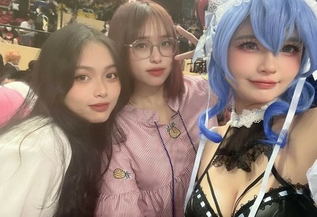 Foto di nudo di fuga di OnlyFans di Azami Cosplayer