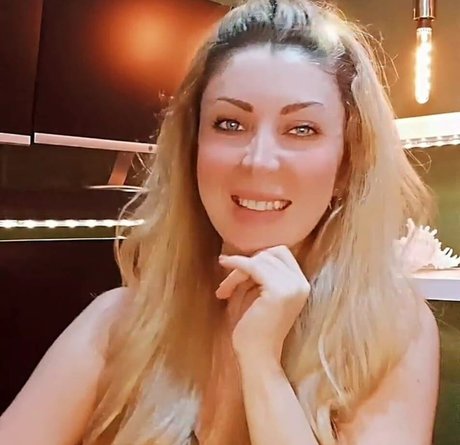 Dunya Vlog