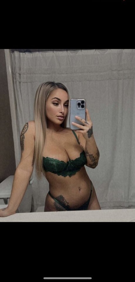 Обнаженная фотография утечки OnlyFans от Got Miamichelle