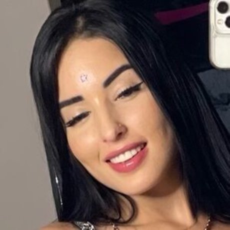 Naken läckt OnlyFans-bild av Carolina Tobon