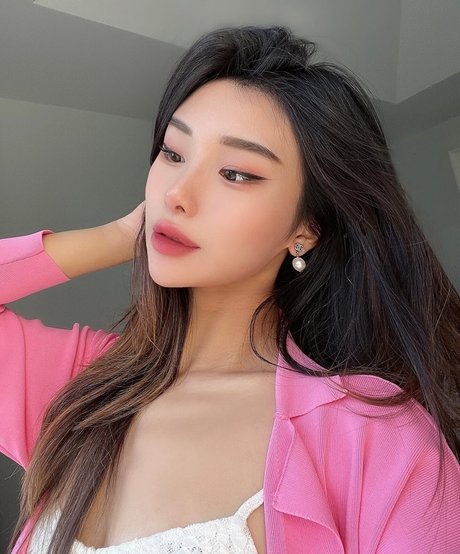 Nahá fotka uniklých OnlyFans od Bbymari