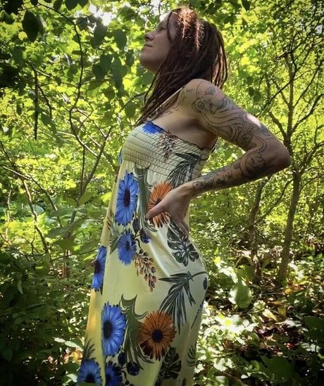 Alaston vuotanut OnlyFans-kuva Missriverlee89