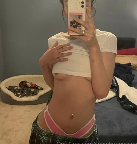 Snowbunnyxxoo