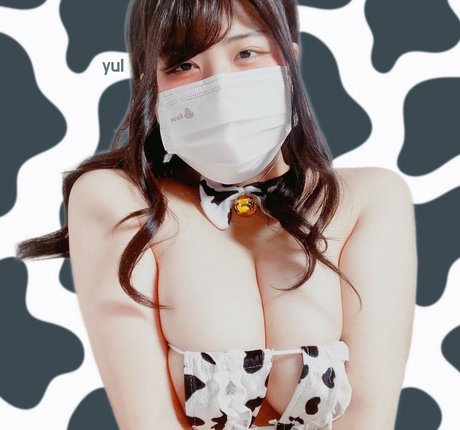 Naken läckt OnlyFans-bild av Yul Off