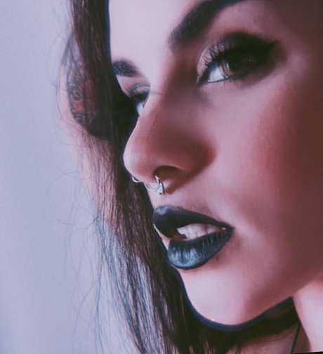 Viioletjade