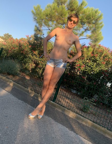 Foto di nudo di fuga di OnlyFans di Liberte Cherie