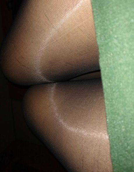Обнаженная фотография утечки OnlyFans от Mariam Ariday