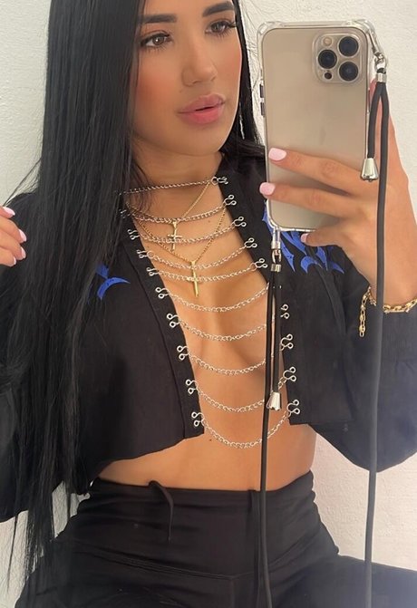 Naken läckt OnlyFans-bild av Gabriela Goncalves
