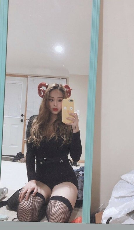 Nagie wyciekłe zdjęcie OnlyFans od Carrie Xiong