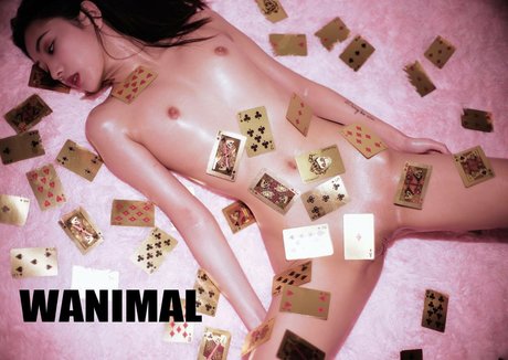 Qinweiyingjie  nude leaked OnlyFans photo