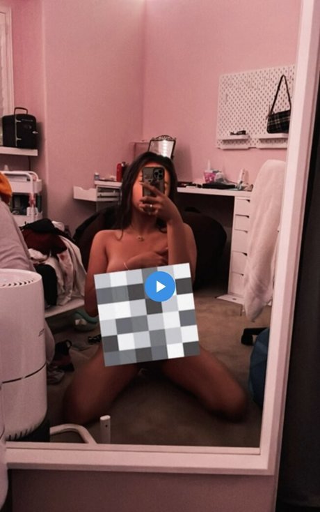 Kaitlynlean OnlyFansリークヌード写真