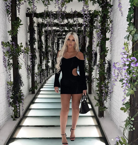 Nøgent lækket OnlyFans-billede af Meg Coldwell