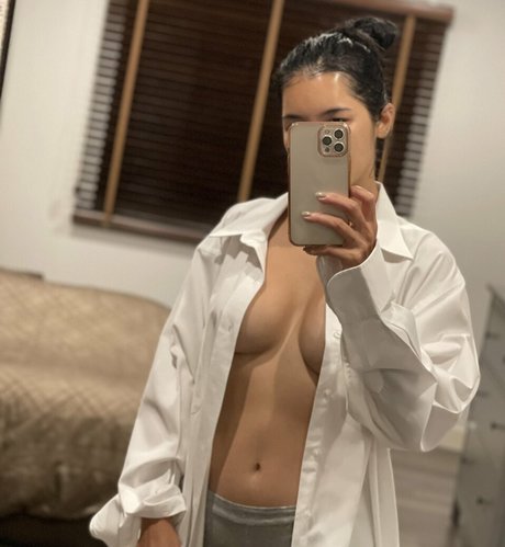 Natt Kejsarin OnlyFansリークヌード写真