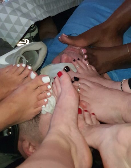 Nagie wyciekłe zdjęcie OnlyFans od Deliciousdutchfeet
