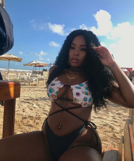 Naken läckt OnlyFans-bild av Poxxavanna