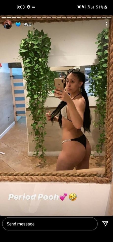 Nahá fotka uniklých OnlyFans od Foreignsarz