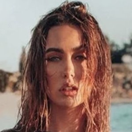 Обнаженная фотография утечки OnlyFans от Xlilysaffronx