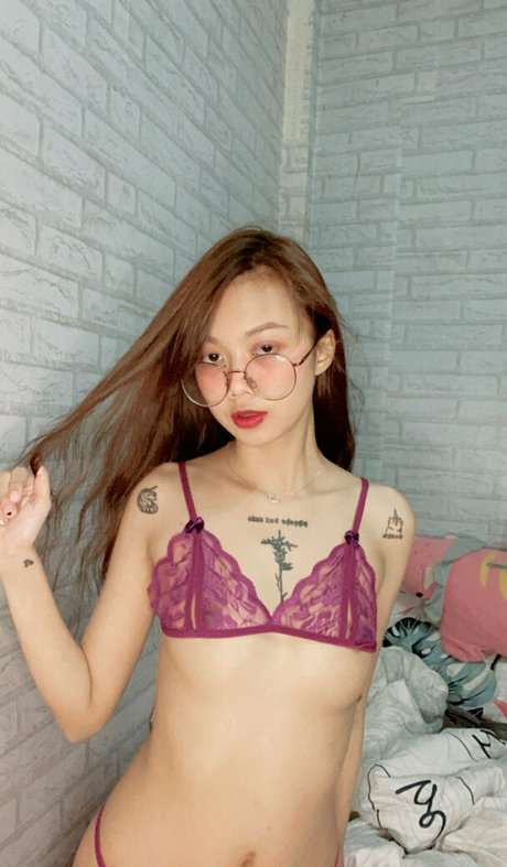 Foto di nudo di fuga di OnlyFans di Trxxpst