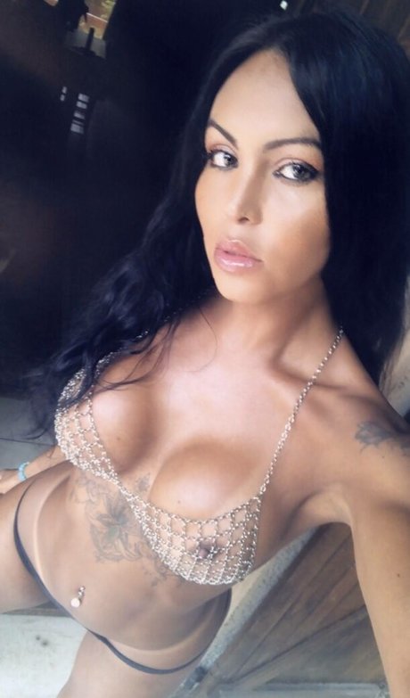 Luciana Foxx
