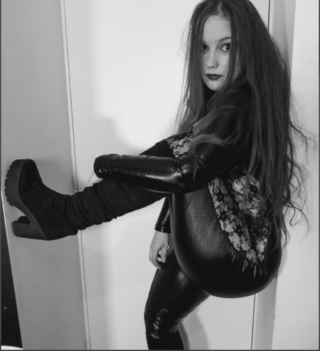 Обнаженная фотография утечки OnlyFans от Octavius Kitten
