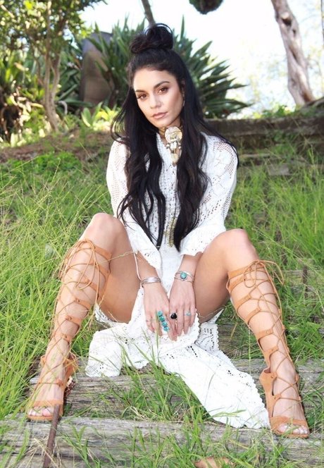 Vanessa Hudgens  nude leaked OnlyFans photo