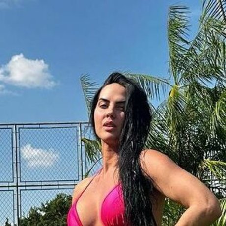Naakte gelekte OnlyFans-foto van Graciele Lacerda