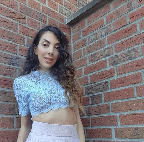 Lillylilofficial OnlyFans