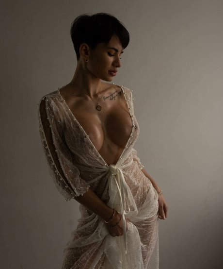 Naakte gelekte OnlyFans-foto van Margoricka
