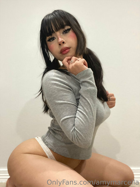 Naken läckt OnlyFans-bild av Amy