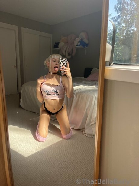 Photo nue de fuite OnlyFans de Naomi Swann