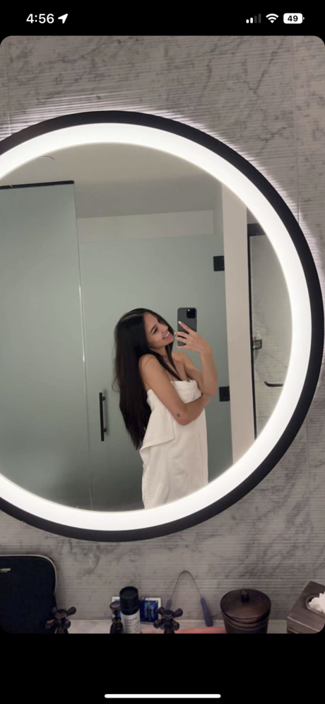 Nagie wyciekłe zdjęcie OnlyFans od Caryn Marjorie