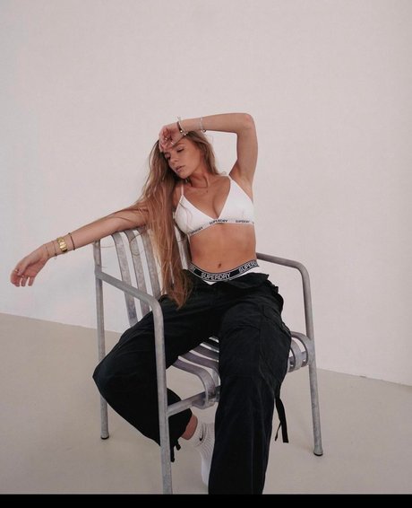 Lies Zhara