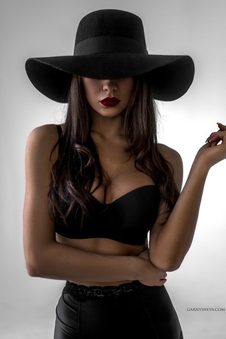 Olga Katysheva OnlyFansリークヌード写真
