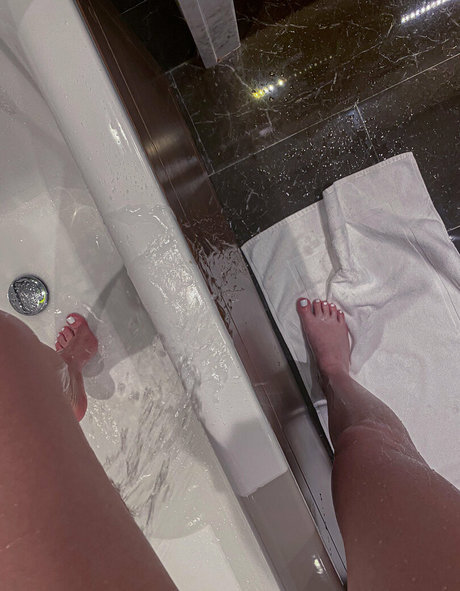 Nahá fotka uniklých OnlyFans od Lmytee