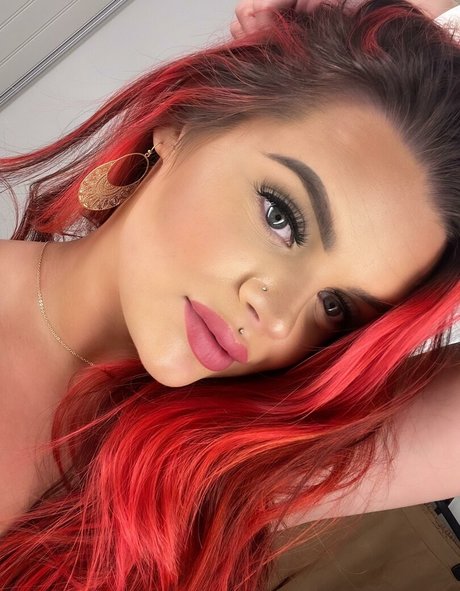 Naken läckt OnlyFans-bild av Sweetpink Queen